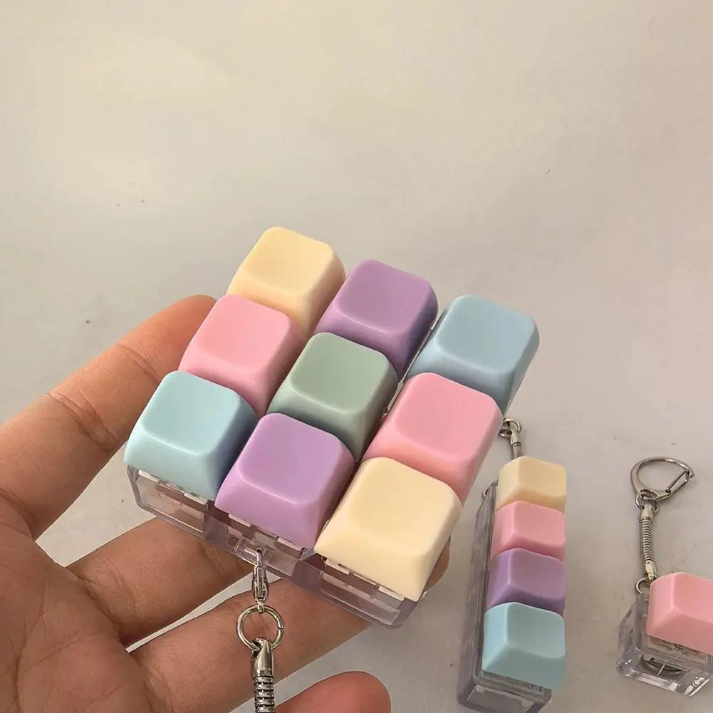 1/4/5/9 Keys Mechanical Keyboard Axis Tester Keychain Stress Relief Clicker Fidget Keyboard with LED Decompression Tools Gifts
